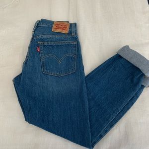 501 Levi Blue jeans